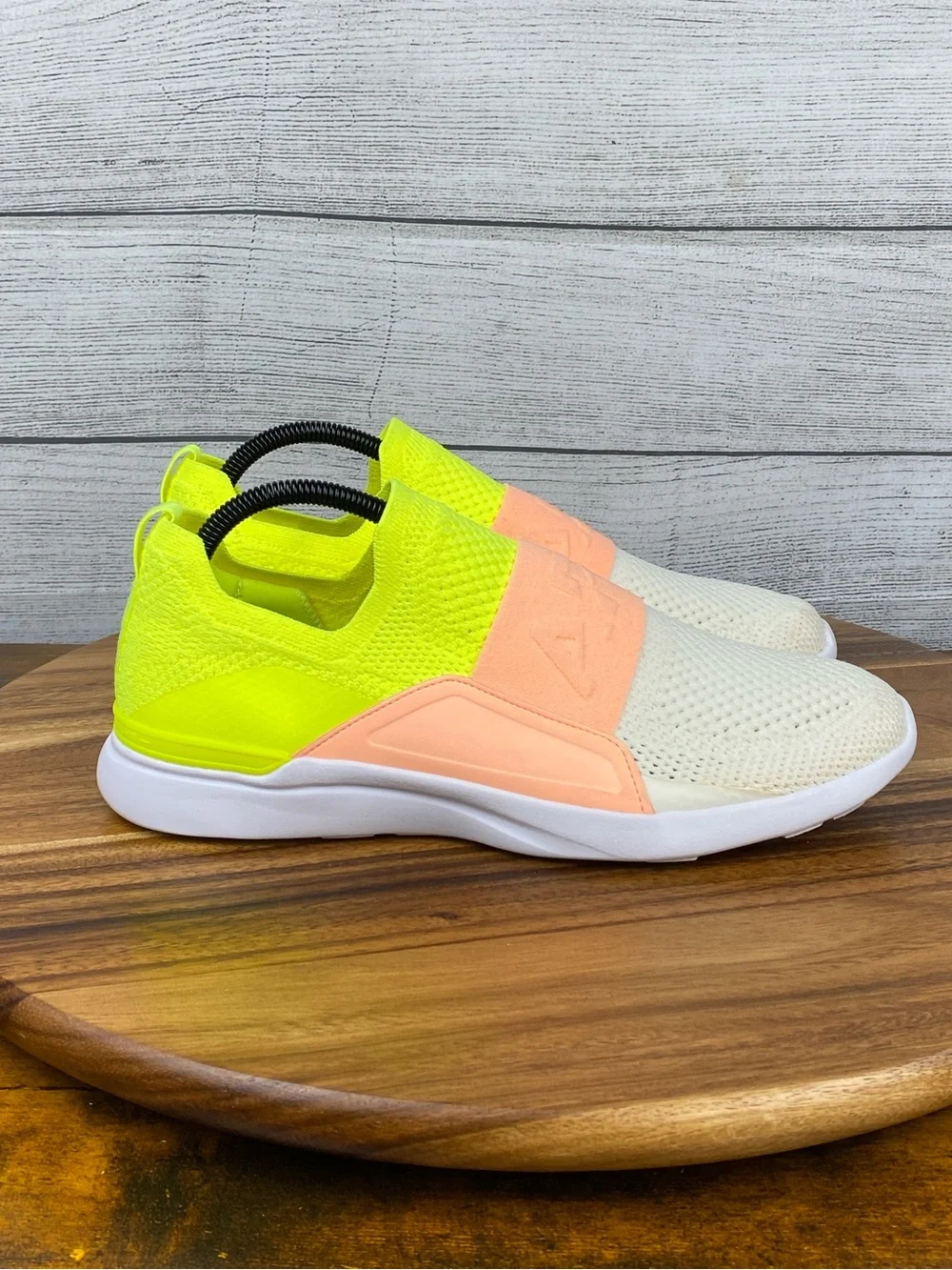 APL TechLoom Bliss Energy Neon Peach Pristine Slip On Running Shoe Size 9.5